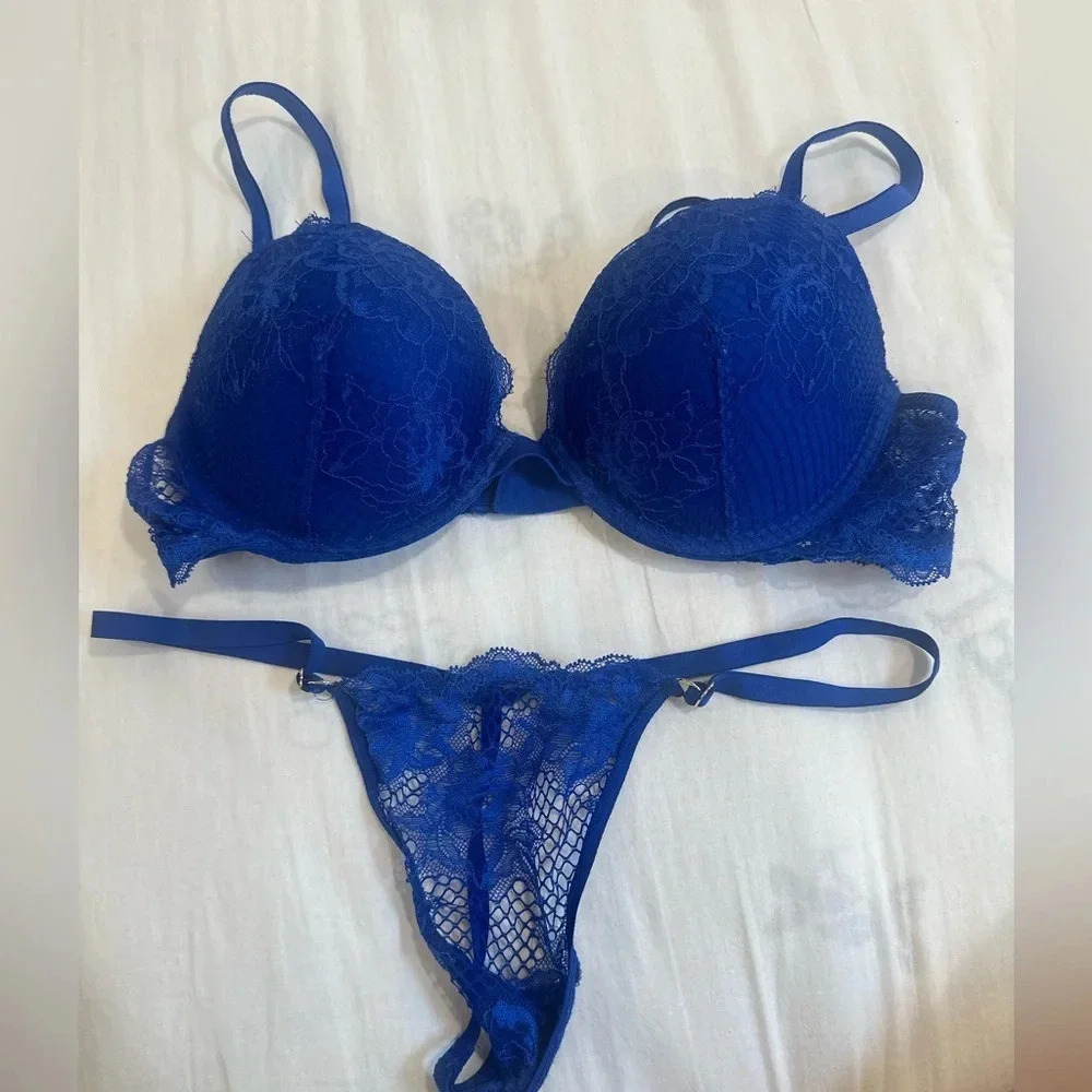VICTORIA’S SECRET NEVER WORN SET 34B/small - Picture 2 of 9